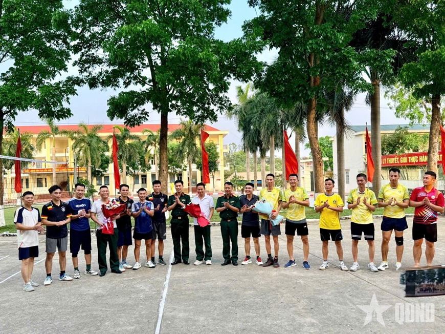 /UploadStore/admin/260430 doi cong binh 5/3.jpg